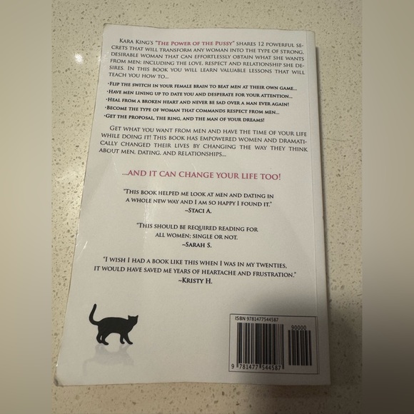 Books - Picture 2 of 4